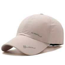 Load image into Gallery viewer, [AETRENDS] Summer Cap Men 2018 Baseball Cap with Mesh Hat Sport Mens Hats and Caps Branded Masculine Bones Trucker Bone Z-6471